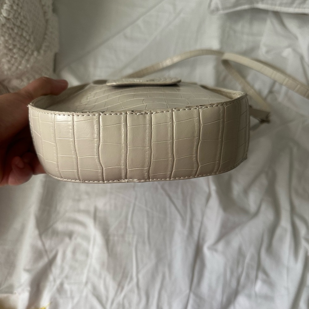 NWT crossbody bag - Picture 4 of 6